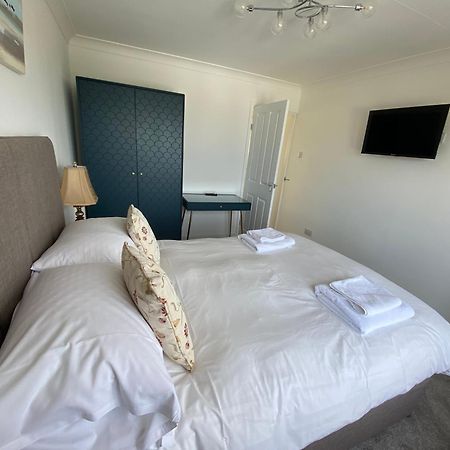 Beau Vallon Holiday Apartments Saint Peter Exterior photo